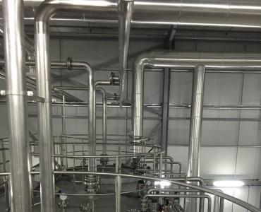 Sala de armazenagem produtos químicos.